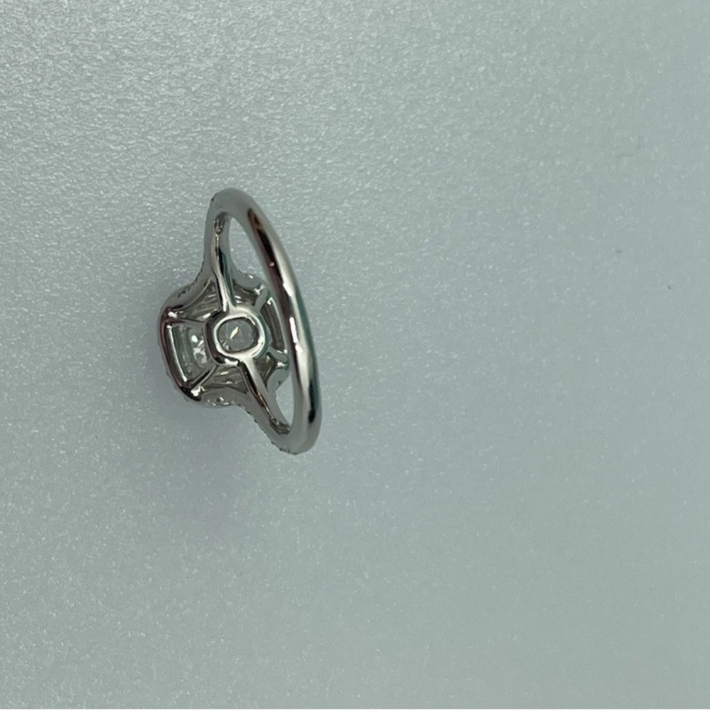 Tiffany & Co. Soleste 1.06 Ct Cushion Diamond Platinum Engagement Ring $15000 - Picture 12 of 15
